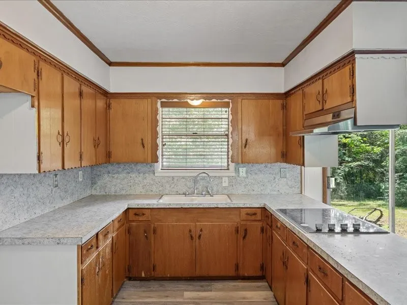 1016 Saline Grand Saline, TX 75140