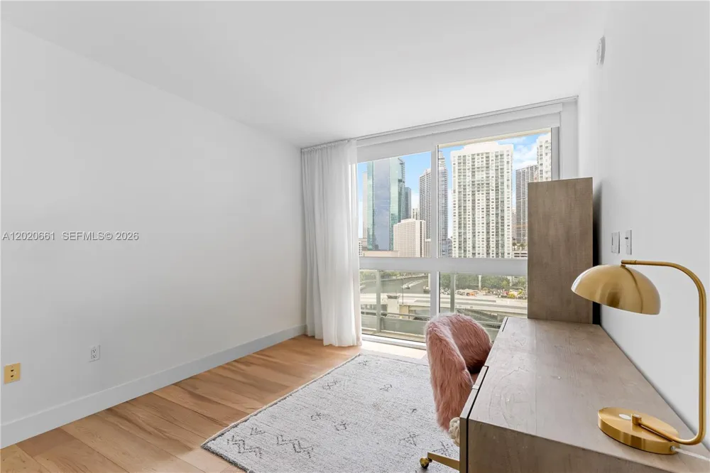 92 SW 3rd St #1201 Miami, FL 33130