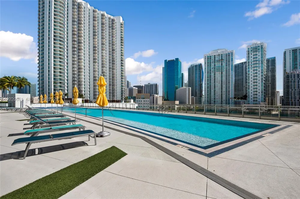 92 SW 3rd St #1201 Miami, FL 33130