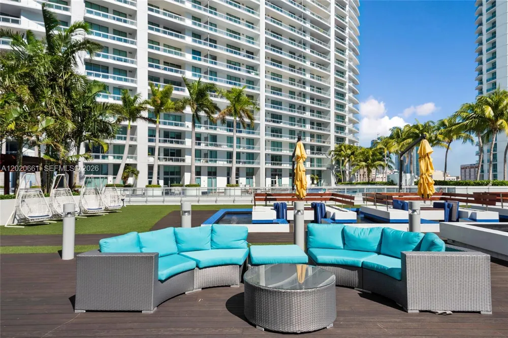 92 SW 3rd St #1201 Miami, FL 33130