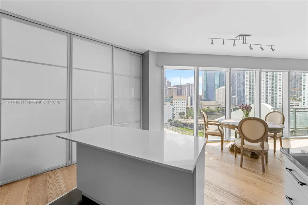 92 SW 3rd St #1201 Miami, FL 33130