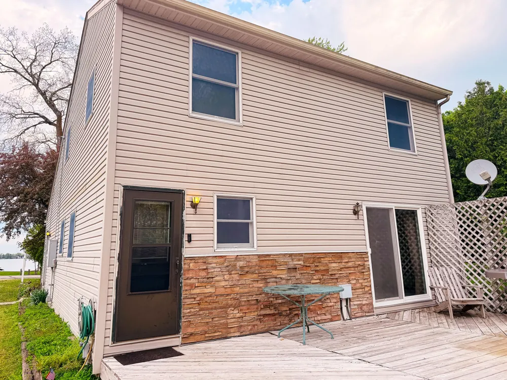 5175 Pleasant Valley Road Manitou Beach, MI 49253