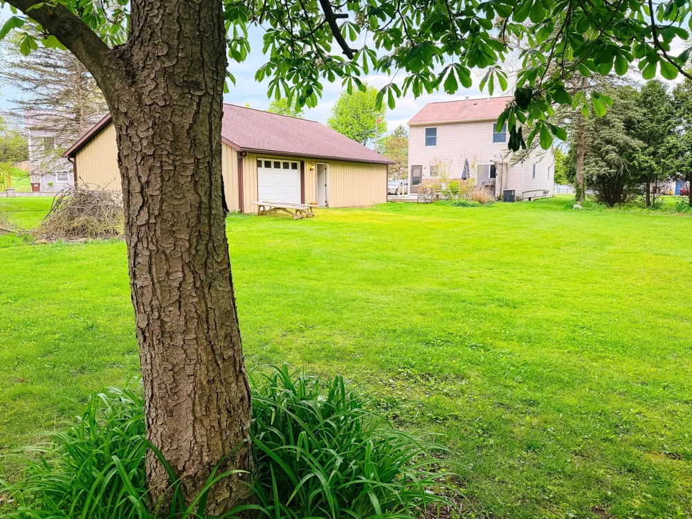 5175 Pleasant Valley Road Manitou Beach, MI 49253