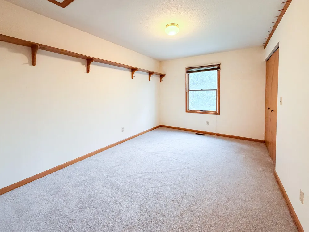 5175 Pleasant Valley Road Manitou Beach, MI 49253
