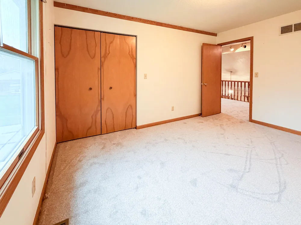 5175 Pleasant Valley Road Manitou Beach, MI 49253