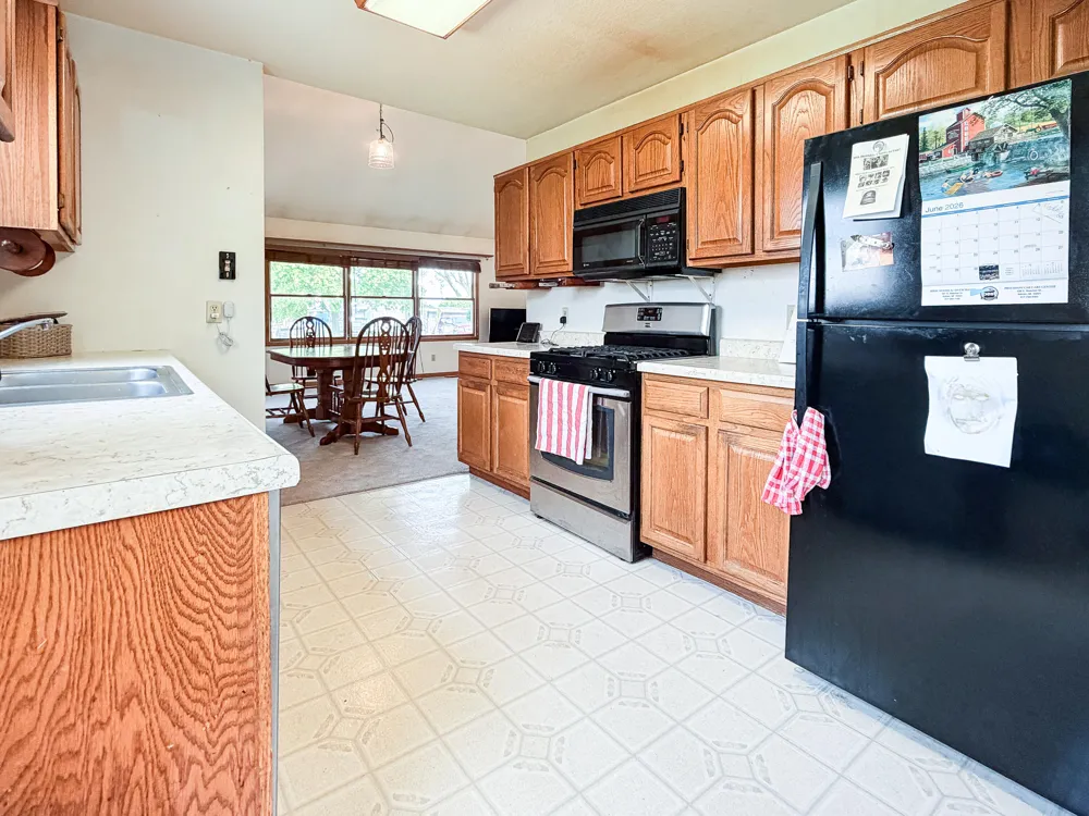 5175 Pleasant Valley Road Manitou Beach, MI 49253