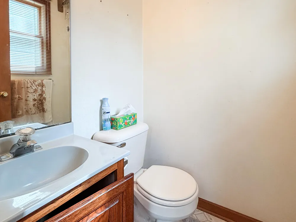 5175 Pleasant Valley Road Manitou Beach, MI 49253