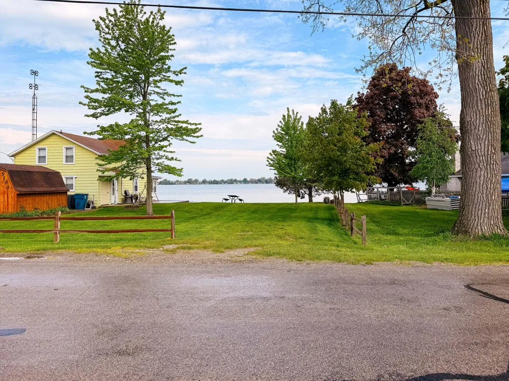 5175 Pleasant Valley Road Manitou Beach, MI 49253