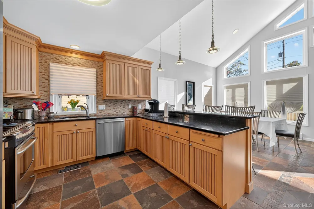 518 Sackett Lake Road Monticello, NY 12701