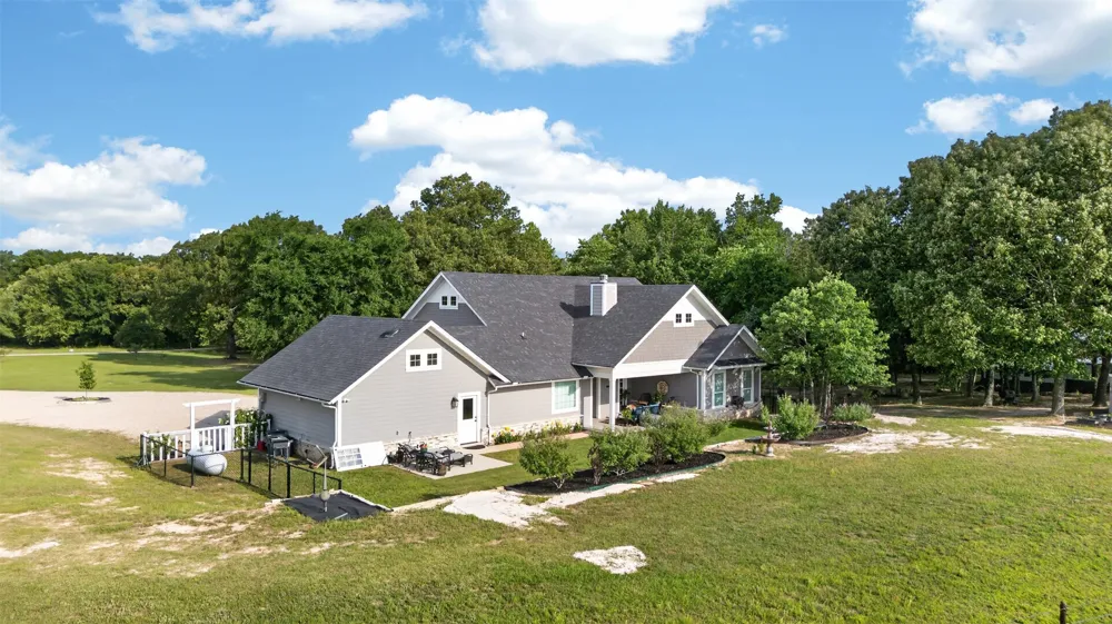 954 RS County Road 4261 Emory, TX 75440