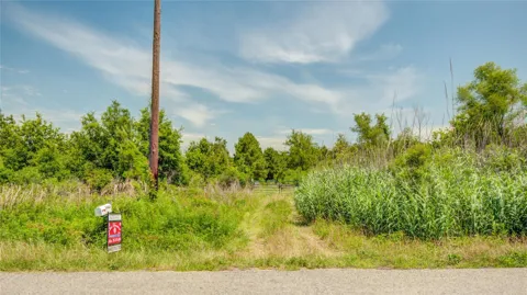 7443 County Road 302