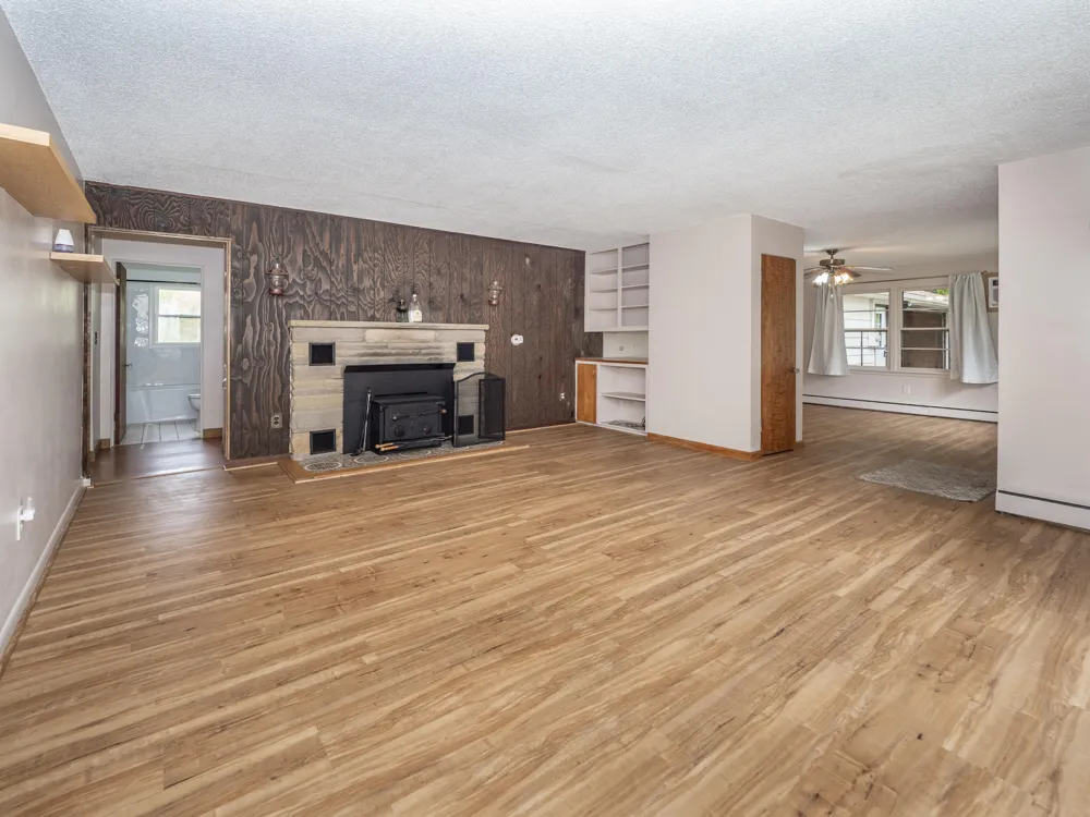 59021 County Road 215 Lawrence Township, MI 49064