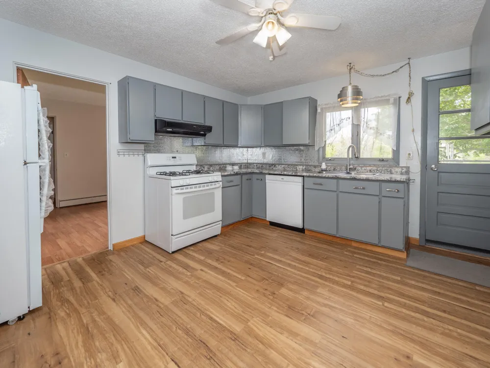 59021 County Road 215 Lawrence Township, MI 49064