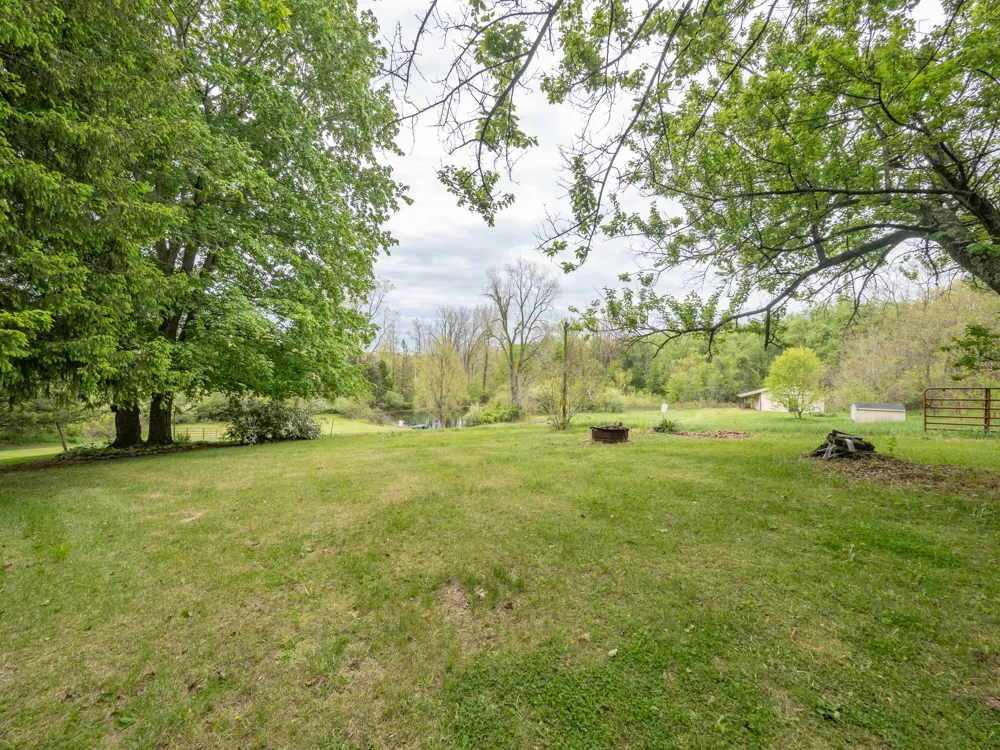 59021 County Road 215 Lawrence Township, MI 49064