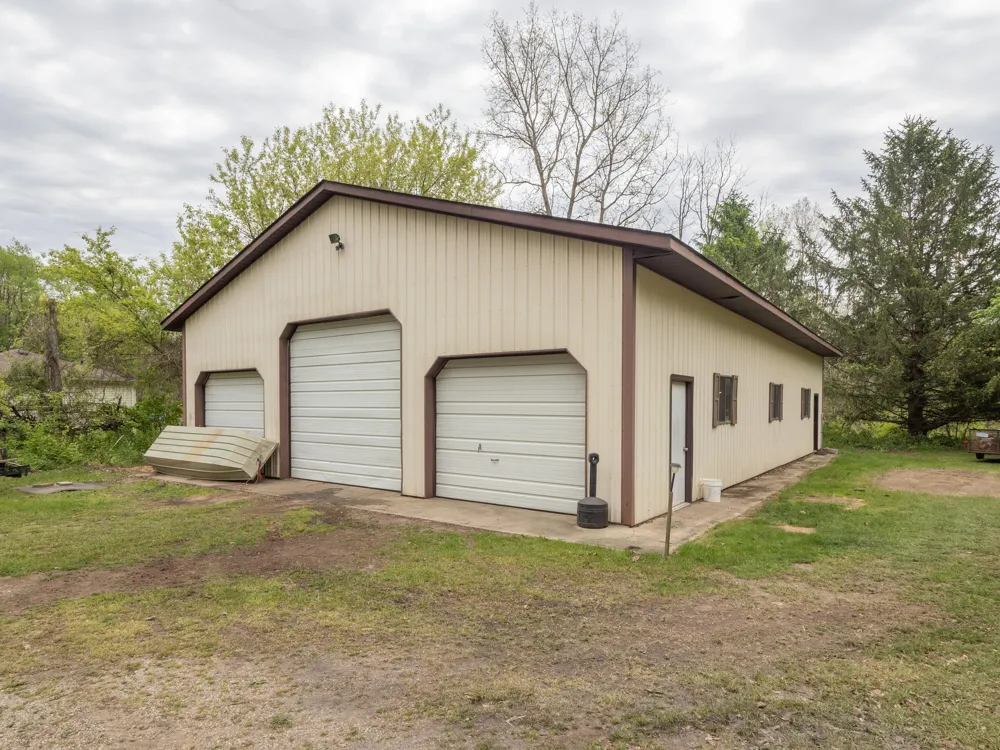 59021 County Road 215 Lawrence Township, MI 49064