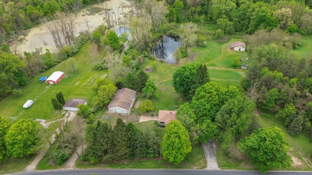 59021 County Road 215 Lawrence Township, MI 49064