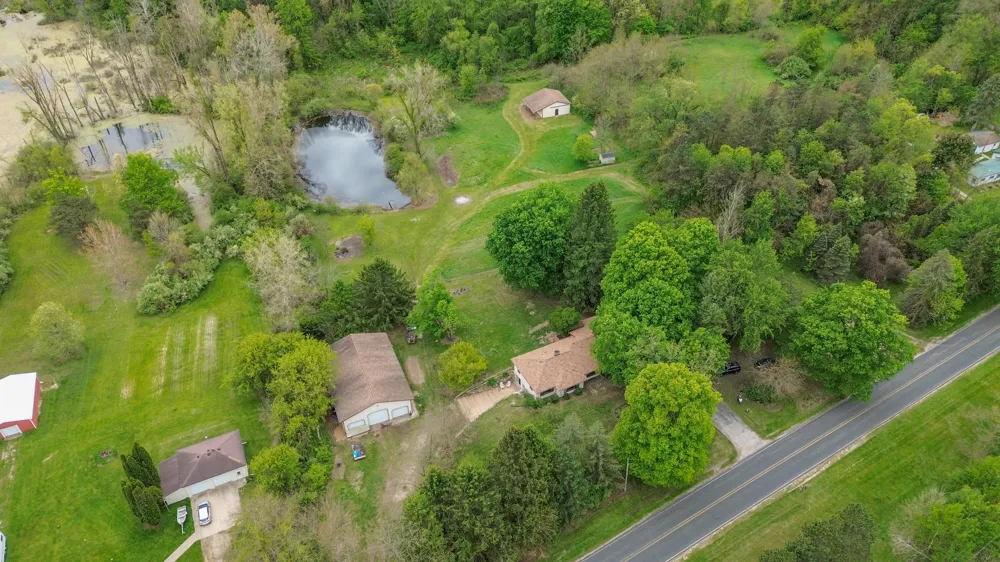 59021 County Road 215 Lawrence Township, MI 49064