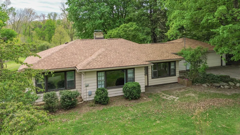 59021 County Road 215 Lawrence Township, MI 49064