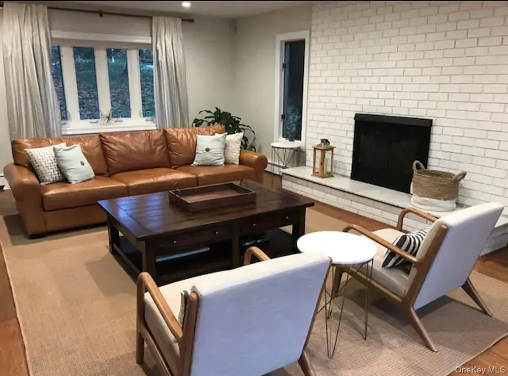 41 Columbine Avenue Hampton Bays, NY 11946