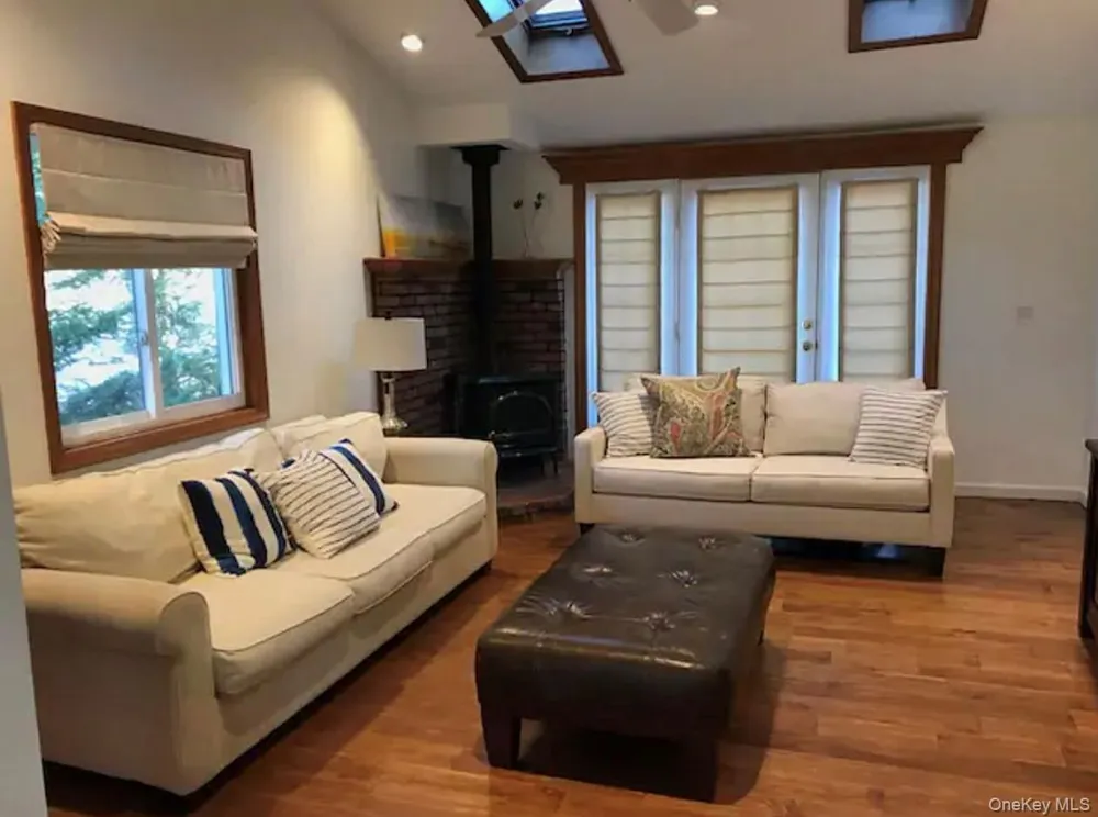 41 Columbine Avenue Hampton Bays, NY 11946