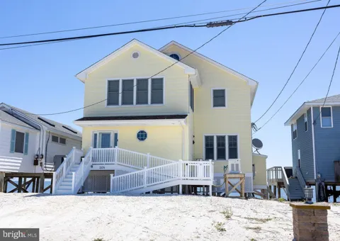 208 COVE ROAD