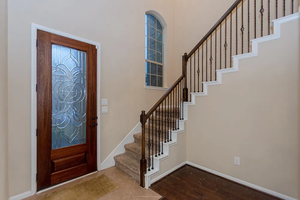 9158 Sunlight Oak Lane Houston, TX 77070