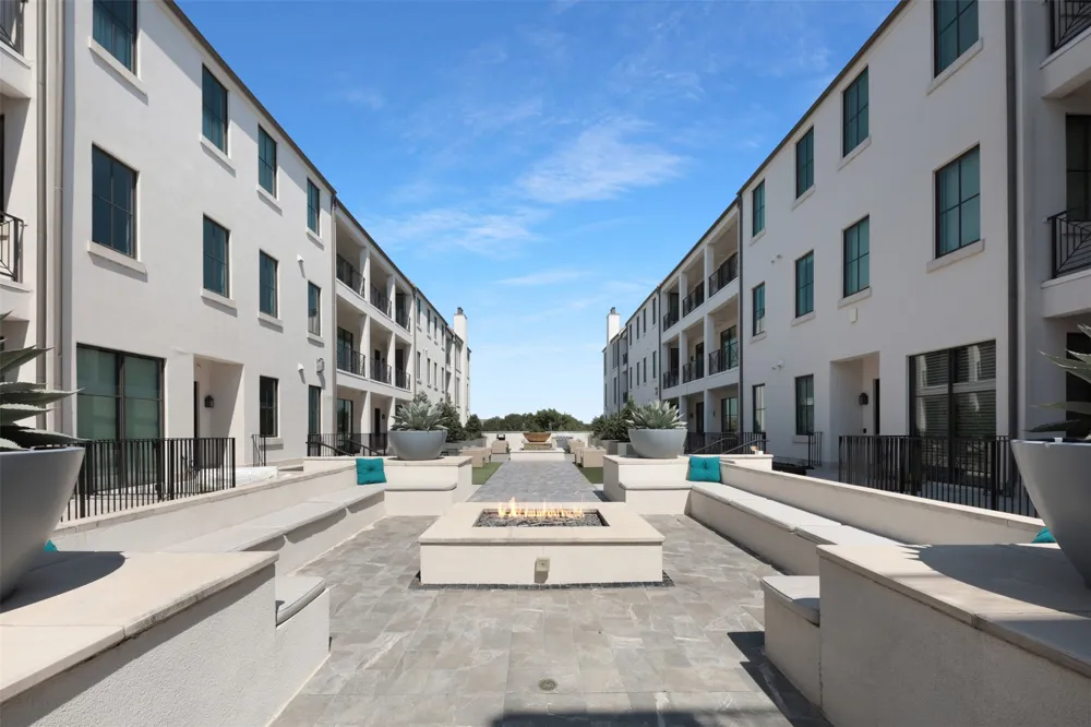 5270 Town And Country Boulevard #311 Frisco, TX 75034