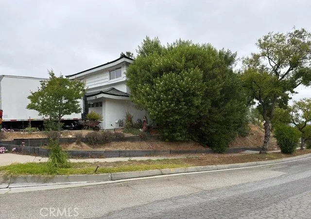 14551 Eadbrook Hacienda Heights, CA 91745