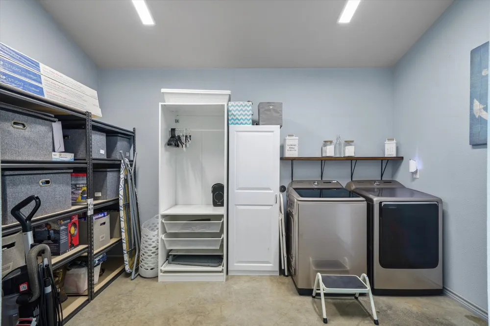 1026 Vz County Road 2115 Canton, TX 75103