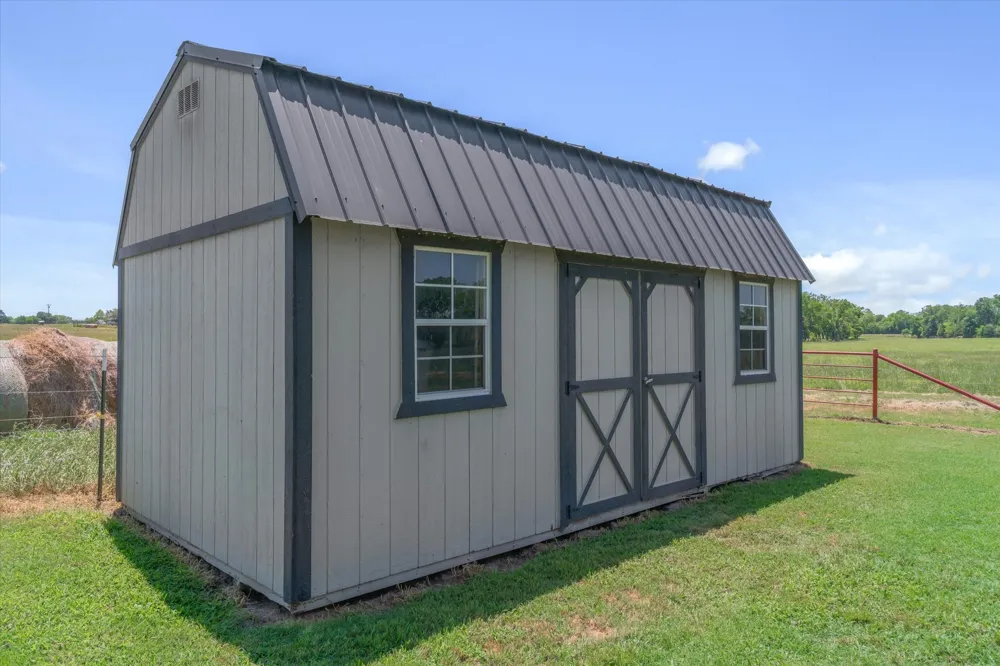 1026 Vz County Road 2115 Canton, TX 75103