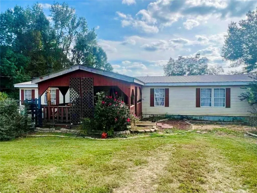 1546 Bob Mann Road Maysville, GA 30558
