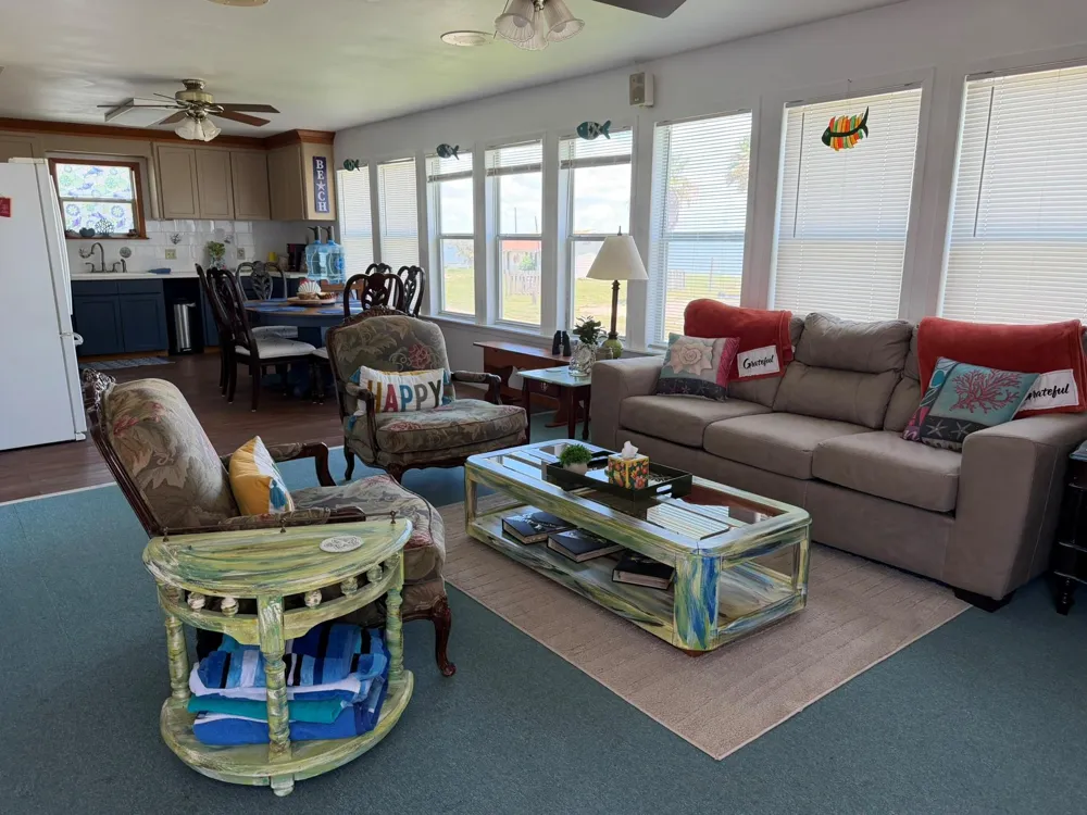 268 S Ocean Drive Port Lavaca, TX 77979