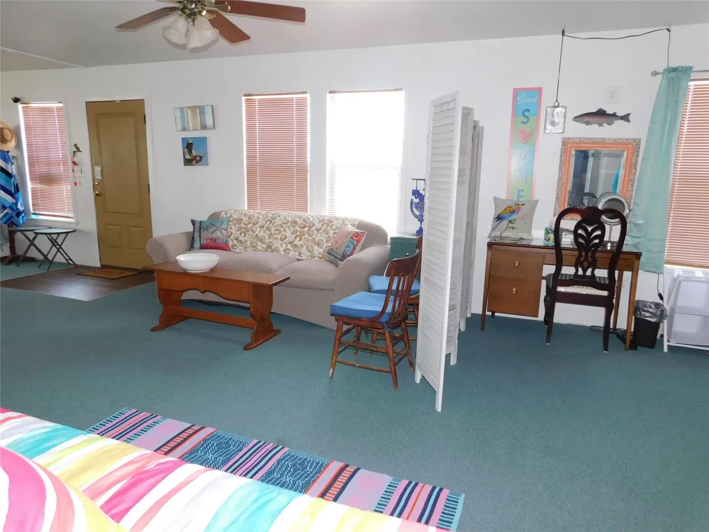 268 S Ocean Drive Port Lavaca, TX 77979