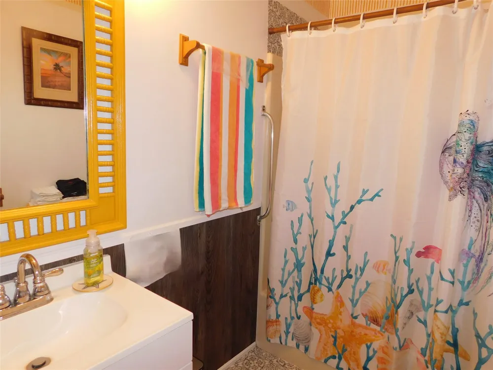 268 S Ocean Drive Port Lavaca, TX 77979