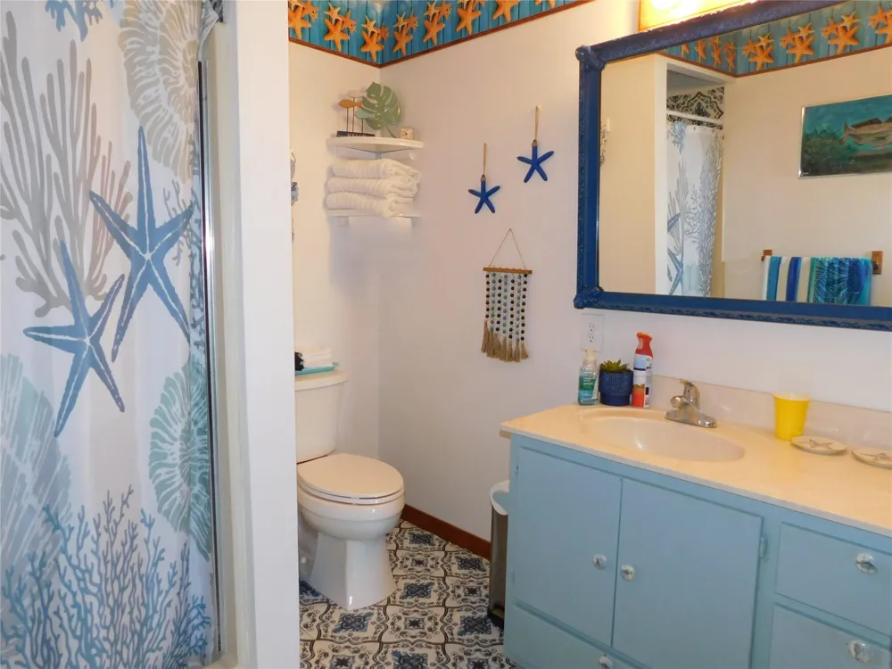 268 S Ocean Drive Port Lavaca, TX 77979