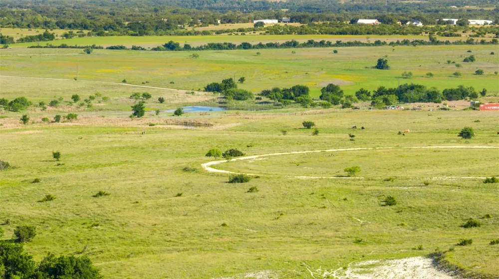 4501 210 County Road Bertram, TX 78605