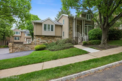 163 Clarken Drive #105