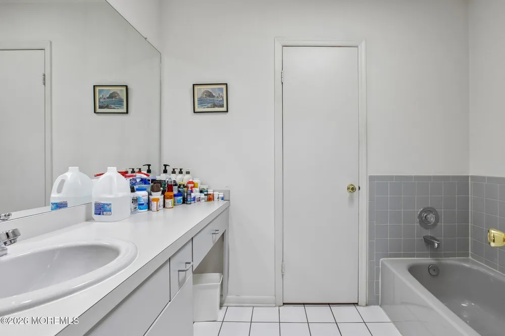 163 Clarken Drive #105 West Orange, NJ 07052