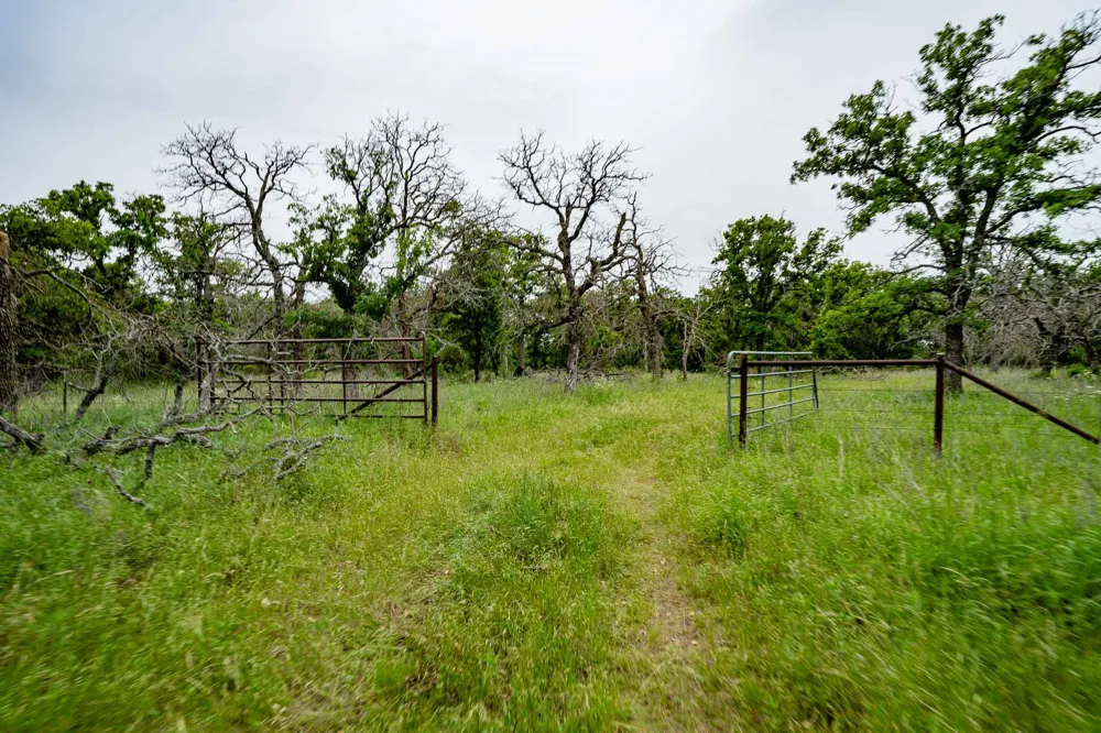 FM 880 S Cross Plains, TX 76443