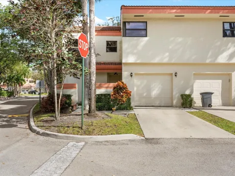 3400 Emerald Oaks Dr #801