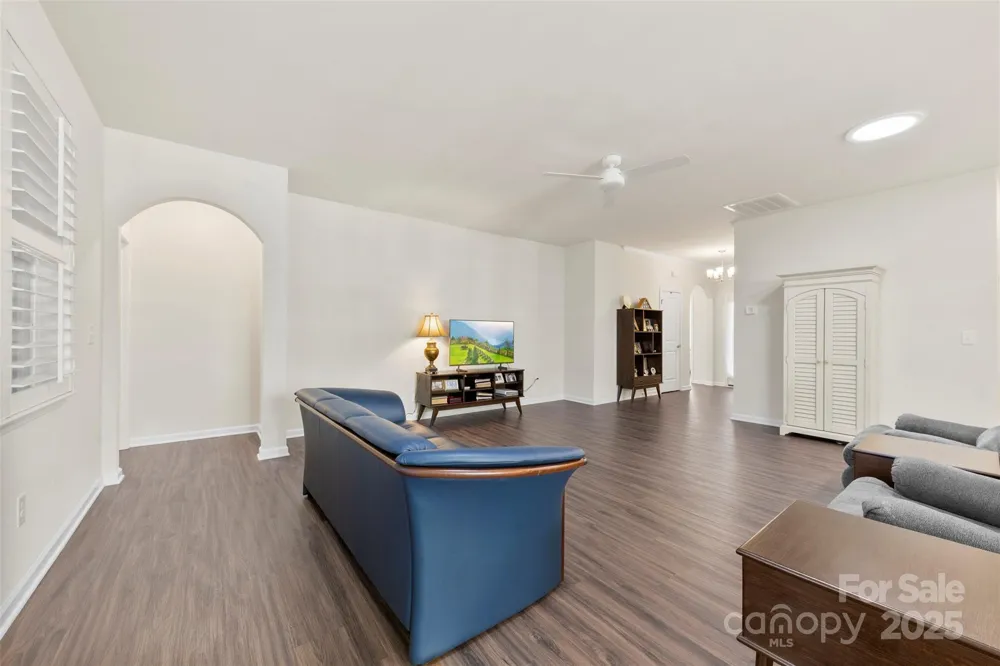 129 Picasso Trail Mount Holly, NC 28120