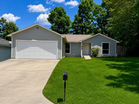 422 Pine Harbor Drive