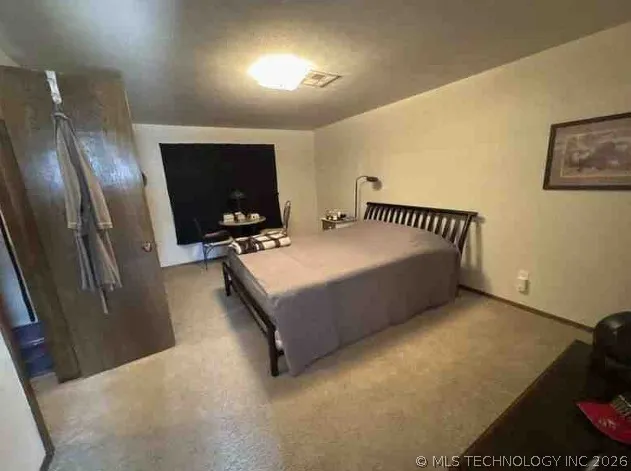 6105 Kingsbridge Drive Oklahoma City, OK 73162