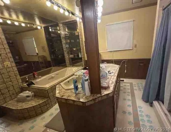 6105 Kingsbridge Drive Oklahoma City, OK 73162