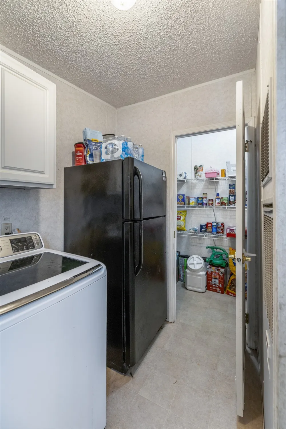 1005 Baumgarten Street Schulenburg, TX 78956