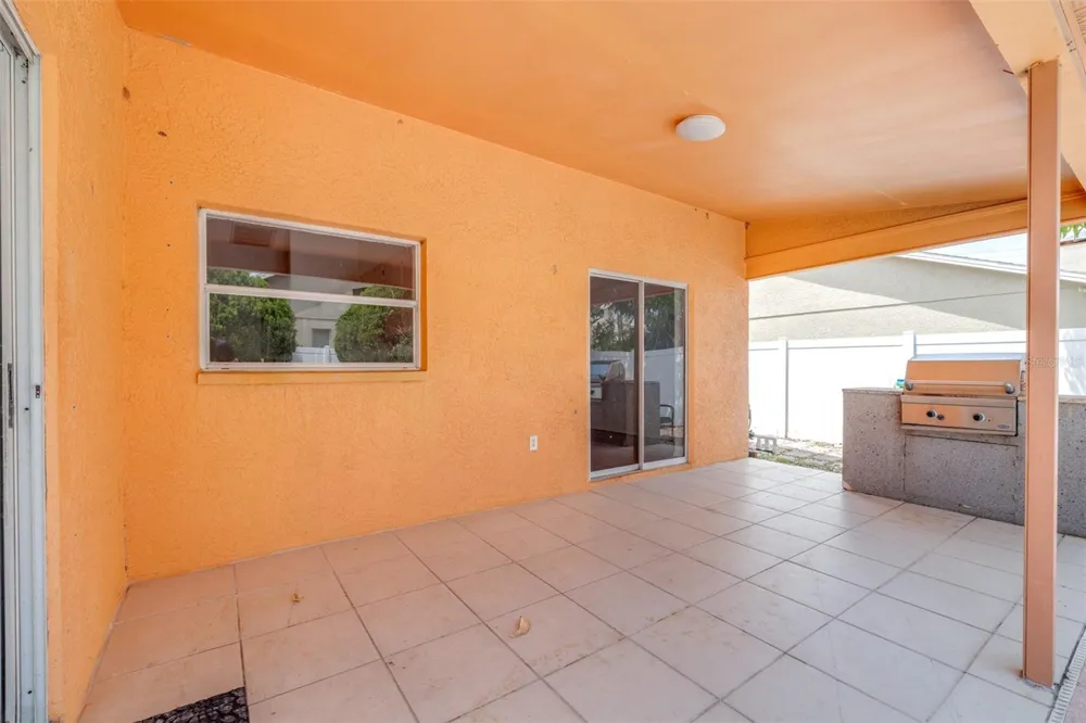 2538 COUNTRYSIDE PINES DRIVE Clearwater, FL 33761