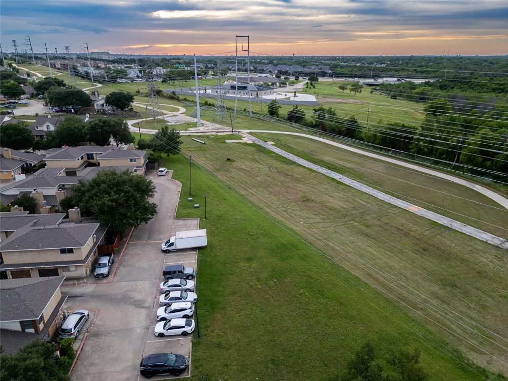 4950 Rolling Vista Mesquite, TX 75150