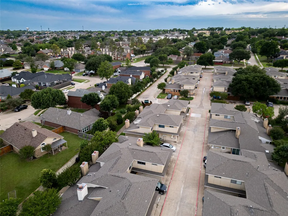 4950 Rolling Vista Mesquite, TX 75150