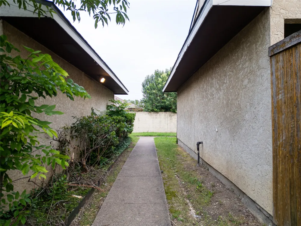 4950 Rolling Vista Mesquite, TX 75150