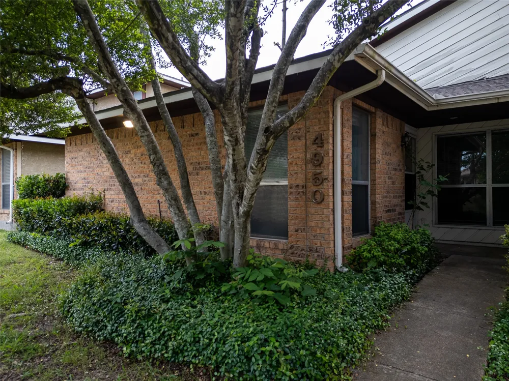 4950 Rolling Vista Mesquite, TX 75150